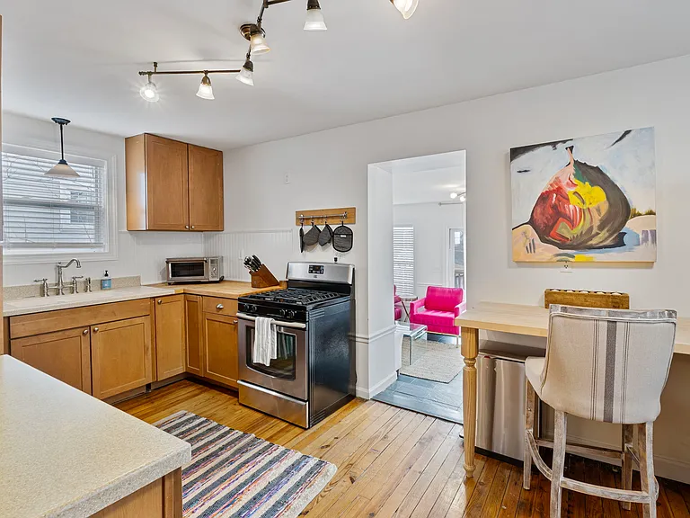 708 Bolling Ave — Photo 8