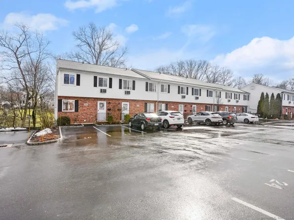 44 Cerretta Street APT 11, Stamford, CT 06907