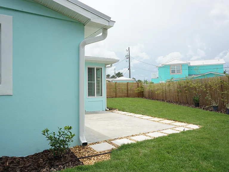1 Seaside Dr — Photo 47