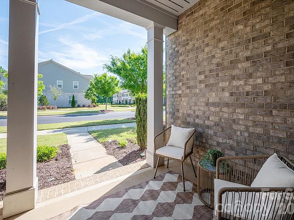 4th image of 11139 Kilkenny Dr