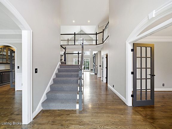 5th image of 6209 Burnham Pl