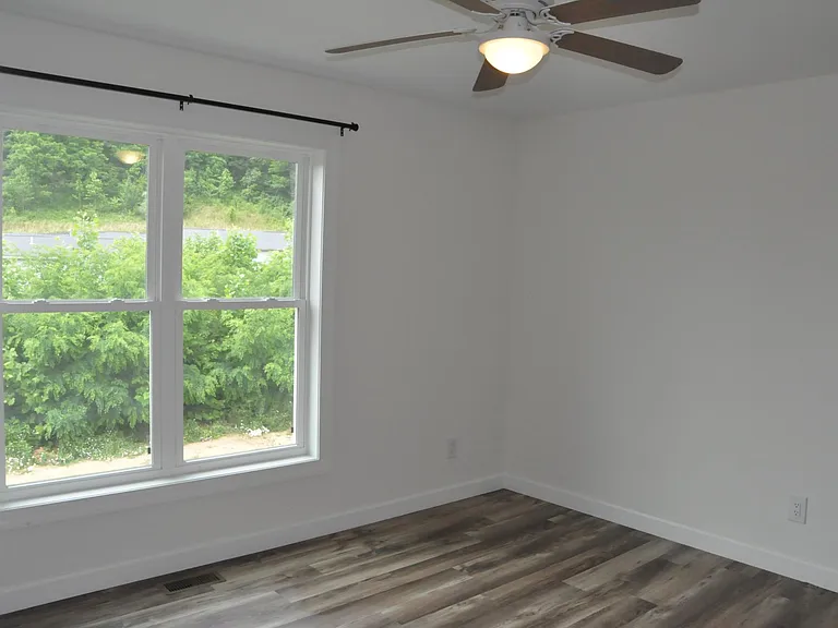 8 Cattail Cir — Photo 10