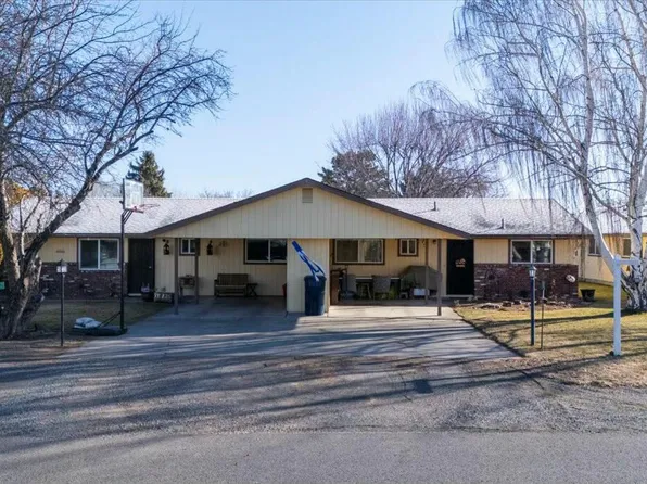 2080 NW 12th St, Redmond, OR 97756