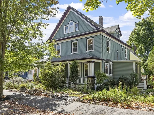 96 Warren St, Medford, MA 02155