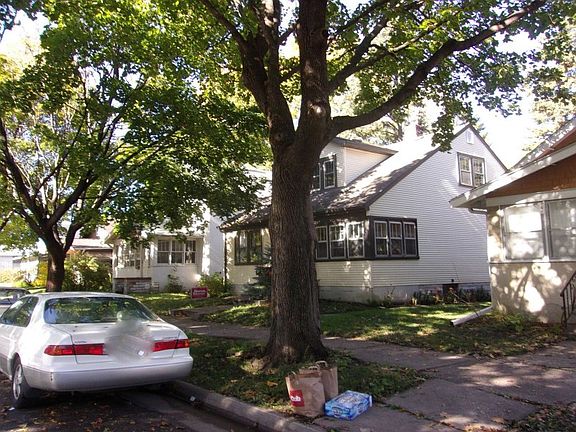 2nd image of 997 Thomas Ave