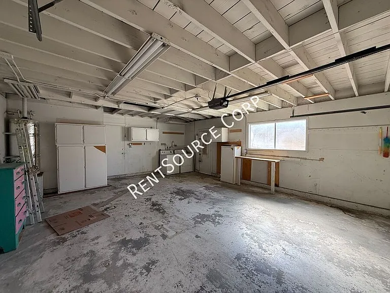 2522 Marcella St — Photo 23