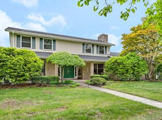 3212 Burr Oaks Rd, Joliet, IL 60431