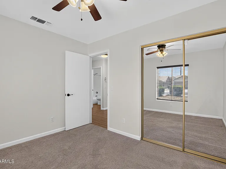 1308 E Princeton Ave — Photo 17