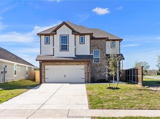 10600 Natural Pond Rd, College Station, TX 77845