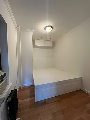 Rented by Corcoran | media 21