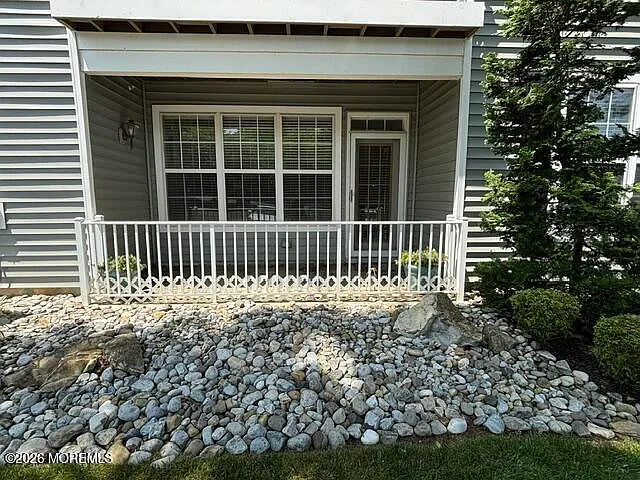 671 Saint Andrews Pl — Photo 16
