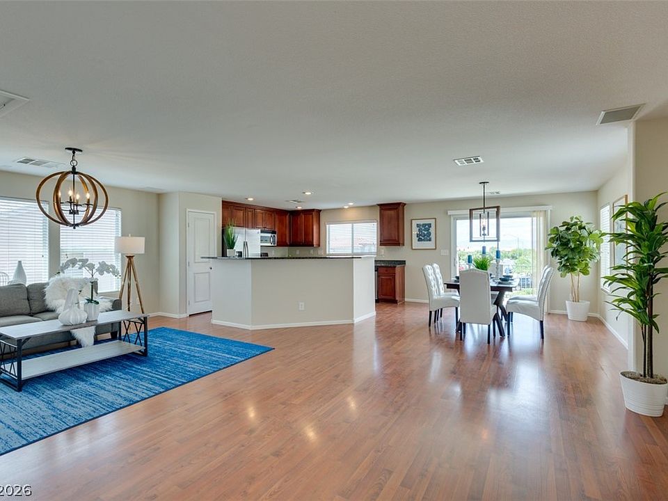 1st image of 304 Windsor Ridge Ave
