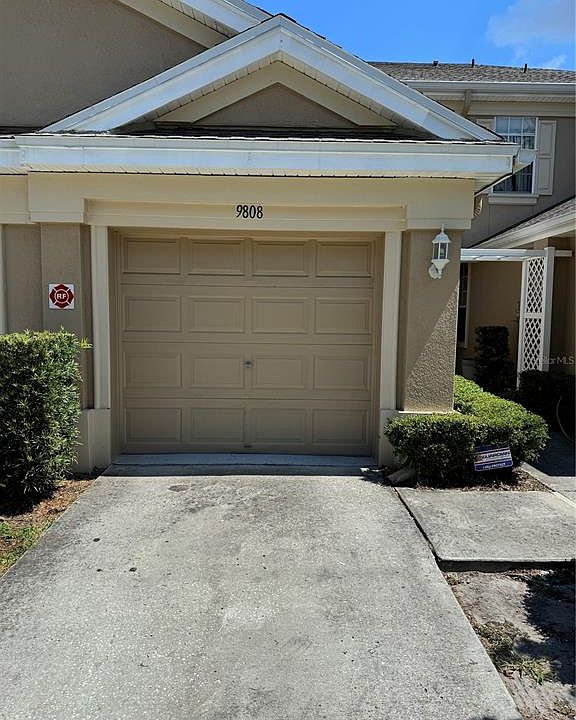 1st image of 9808 Fan Palm Way