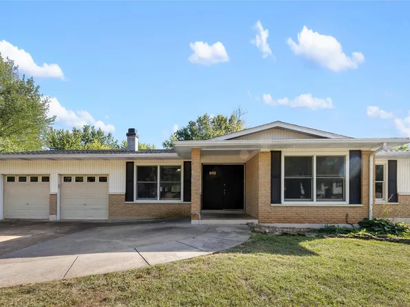 610 Smith St, Farmington, MO 63640