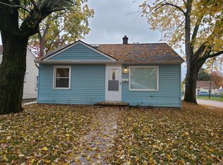 7502 Floral St, Westland, MI 48185