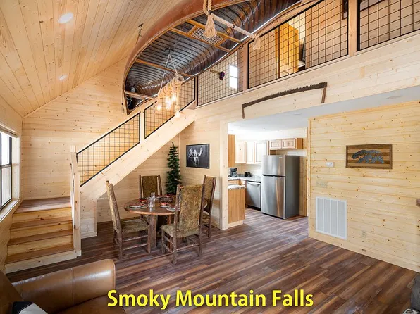 3360 Rocky Ridge Rd, Cosby, TN 37722
