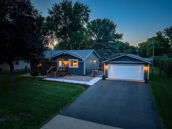 6595 166th St W, Rosemount, MN 55068