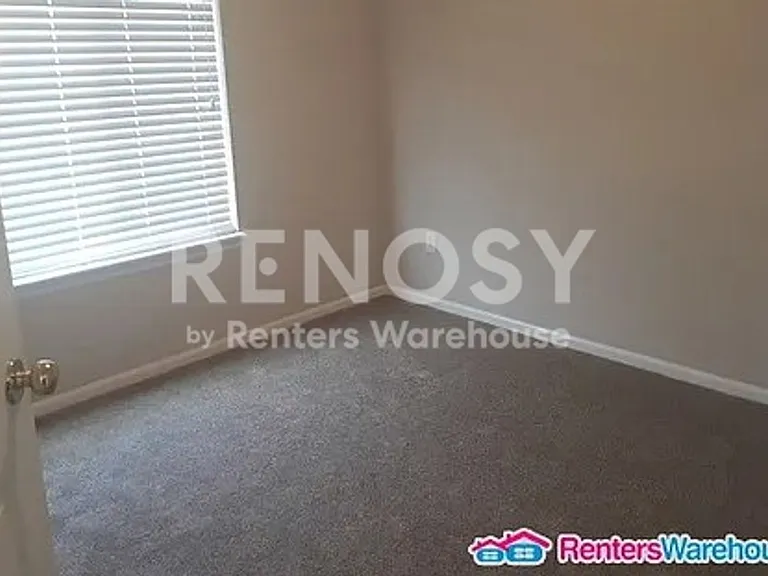 10707 Cherrington St — Photo 6
