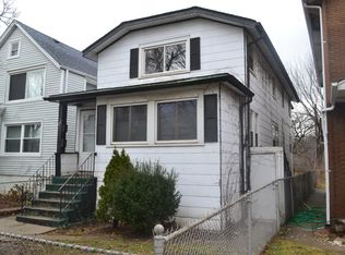 2307 Foster St, Evanston, IL 60201