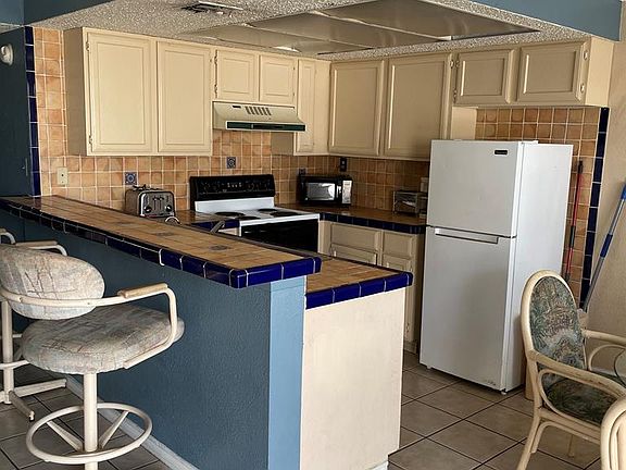 4th image of 123 E Amberjack St #207