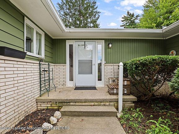2nd image of 5755 Green Rd