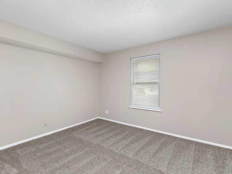 Havencroft Apartments — Photo 26