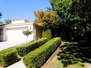 2302 E Goshen Ave, Fresno, CA