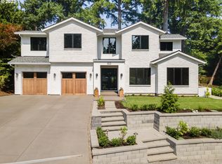 825 Ellis Ave, Lake Oswego, OR 97034