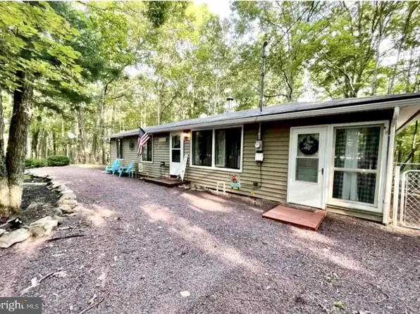 27 Pond Creek Dr, White Haven, PA 18661