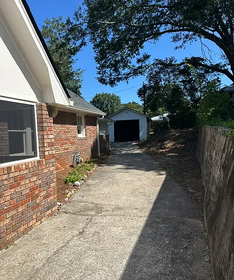 200 Pearl St — Photo 10