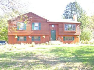 200 Aston Ln, Middletown, CT 06457