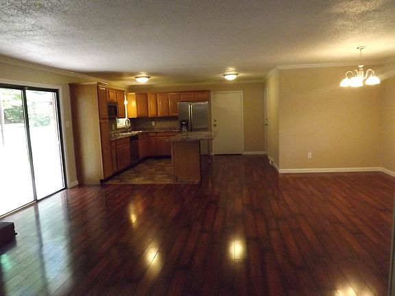 Living/kitchen/dining areas