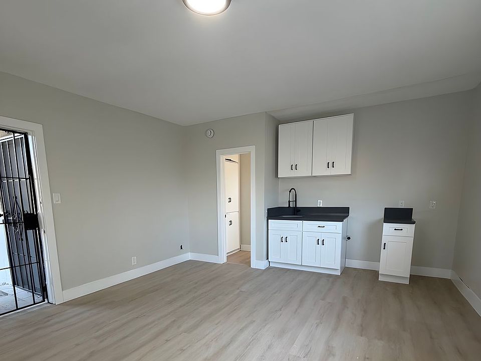 1st image of 2904 9th Ave #7A