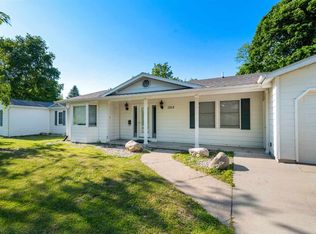 1215 Hazelton St, Petoskey, MI 49770