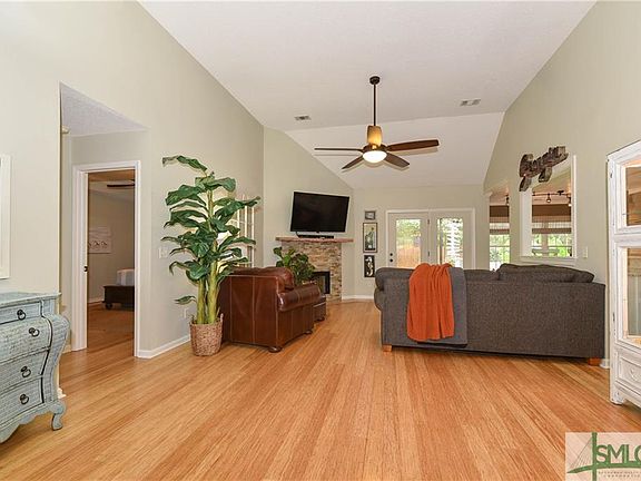 4th image of 8 Rialto Ct