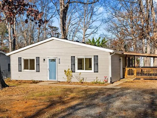 312 Spicewood Dr, Greensboro, NC 27405