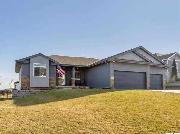 12301 Grebe St, Omaha, NE 68142