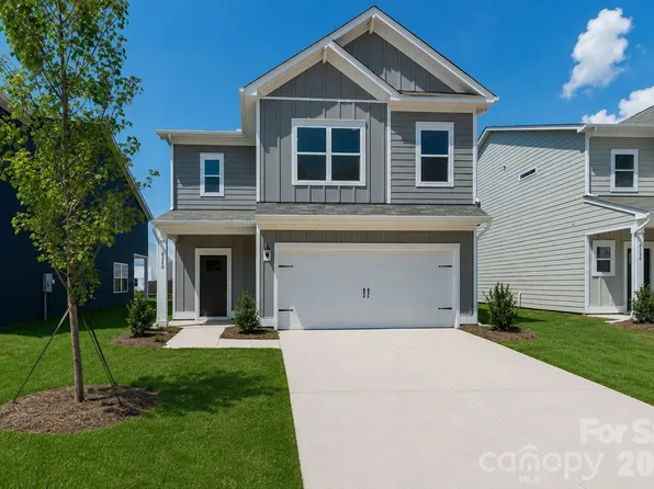 4240 Ruth Creek Ct, Charlotte, NC 28216