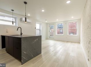 2132 Pine St #3, Philadelphia, PA 19103