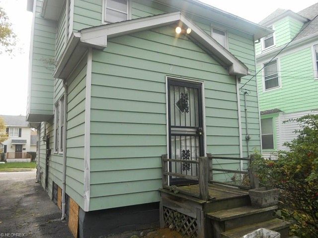2nd image of 10719 Everton Ave