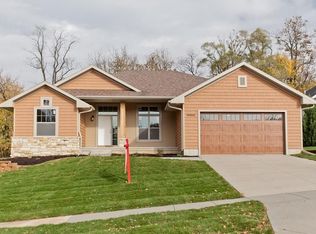 4028 Windham Woods Ct SE, Cedar Rapids, IA 52403