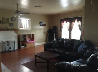 606 E 6th St, Del Rio, TX 78840