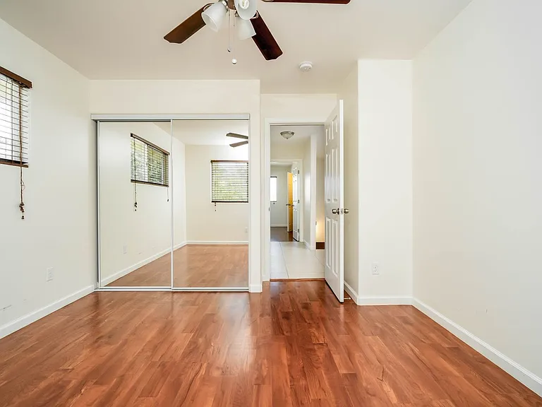 37 Cypress Ave #D — Photo 14