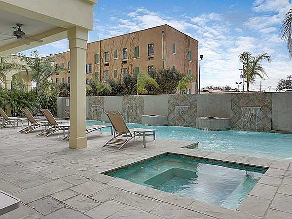 3rd image of 1205 Saint Charles Ave APT 817