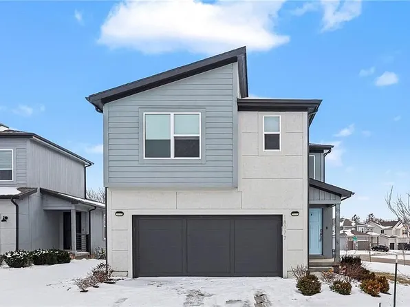 18077 Hauser St, Overland Park, KS 66013