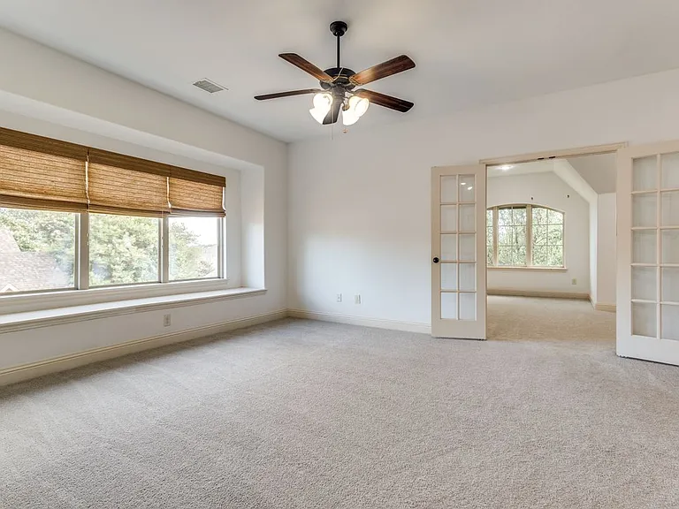 1436 Foster St — Photo 20