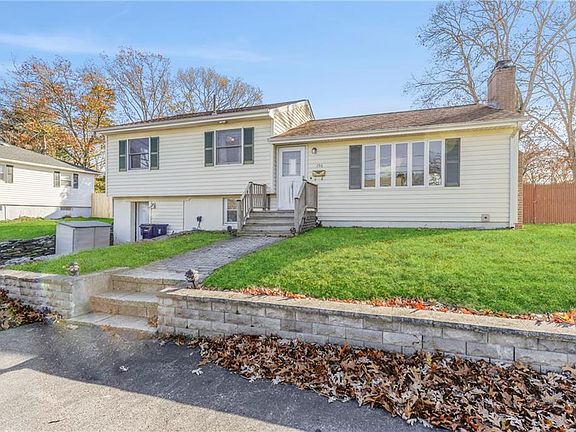 5th image of 156 Glenwood Dr