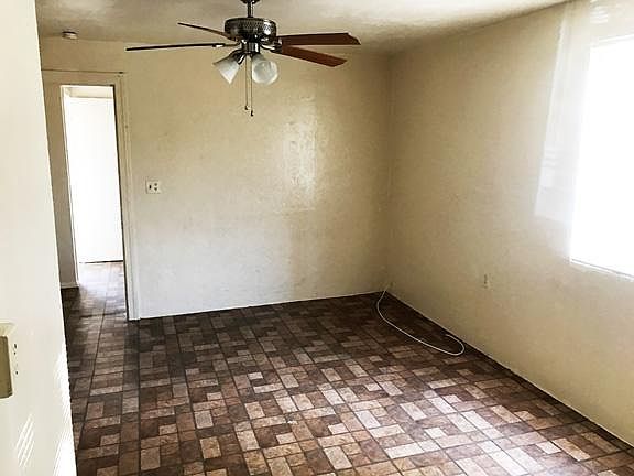 4th image of 1821 N Tamiami Trl