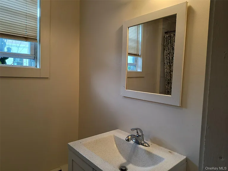 169 N Miller St — Photo 10