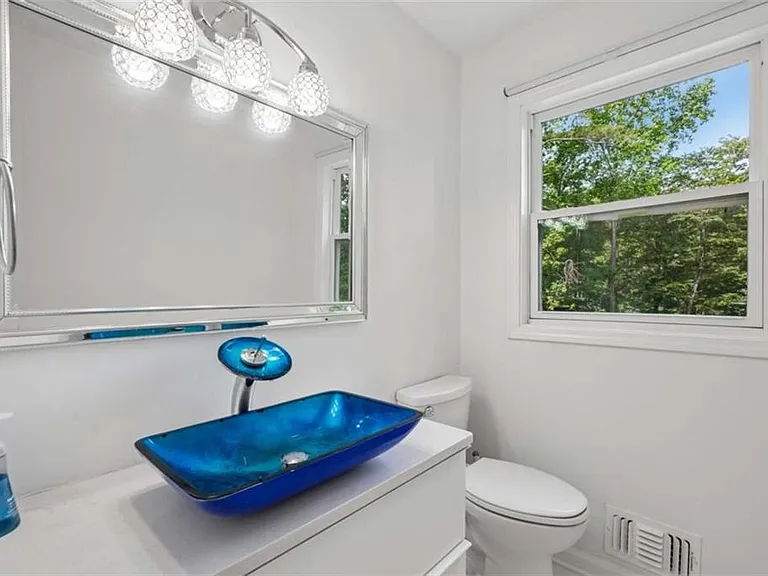 5132 Willow Point Pkwy — Photo 13
